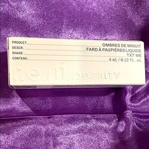 r.e.m. beauty Liquid Eyeshadow - TXT ME